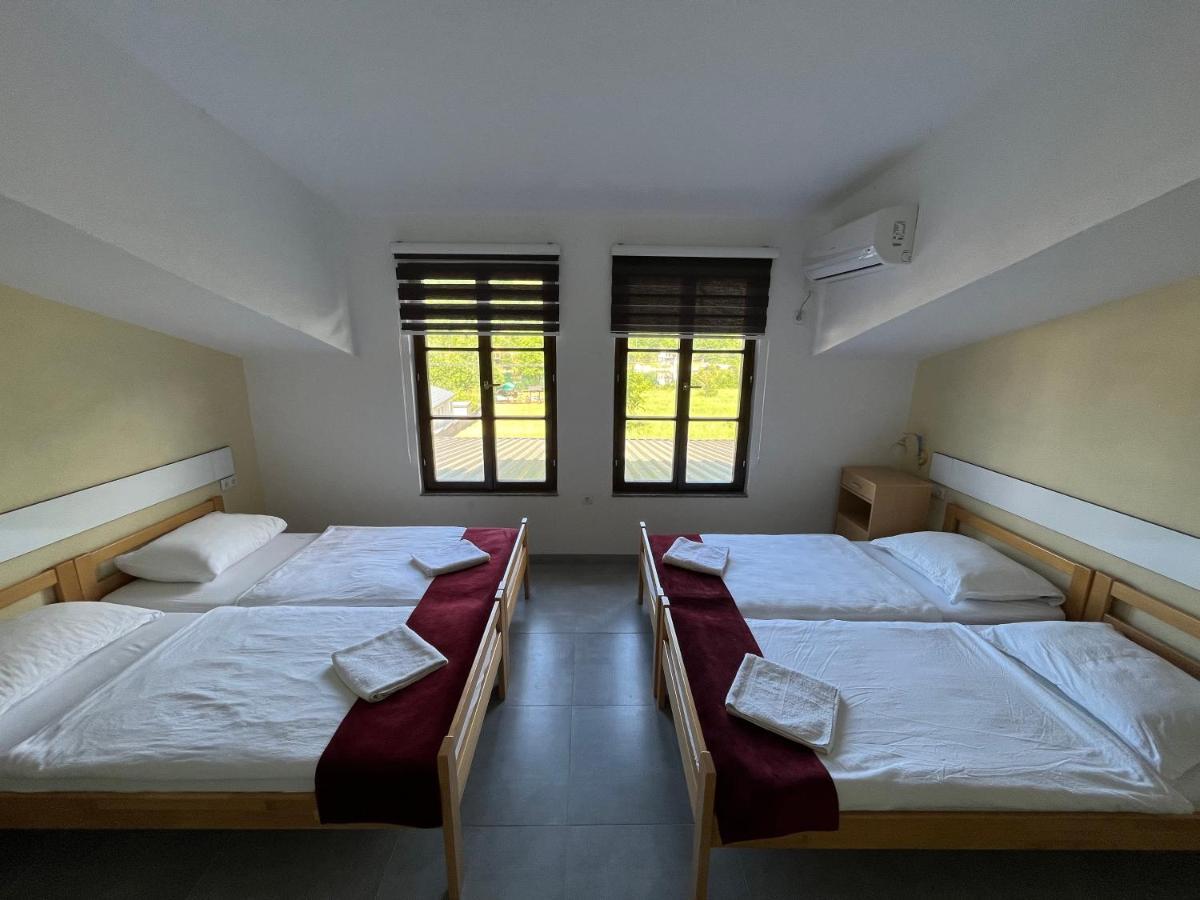Rooms And Apartments Neron Bihac Lohovo Exterior photo